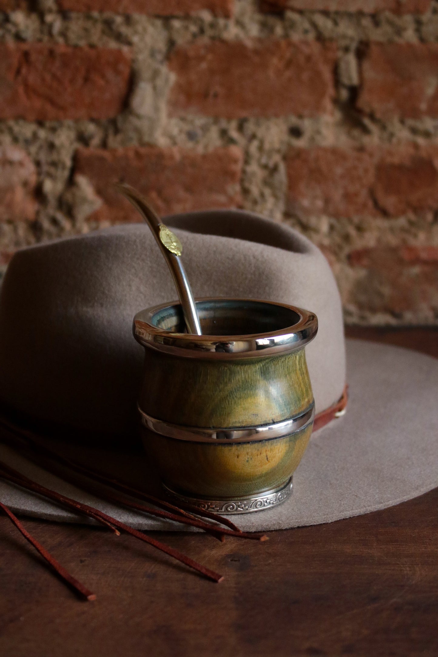 Mate de Palo Santo y Alpaca con Bombilla