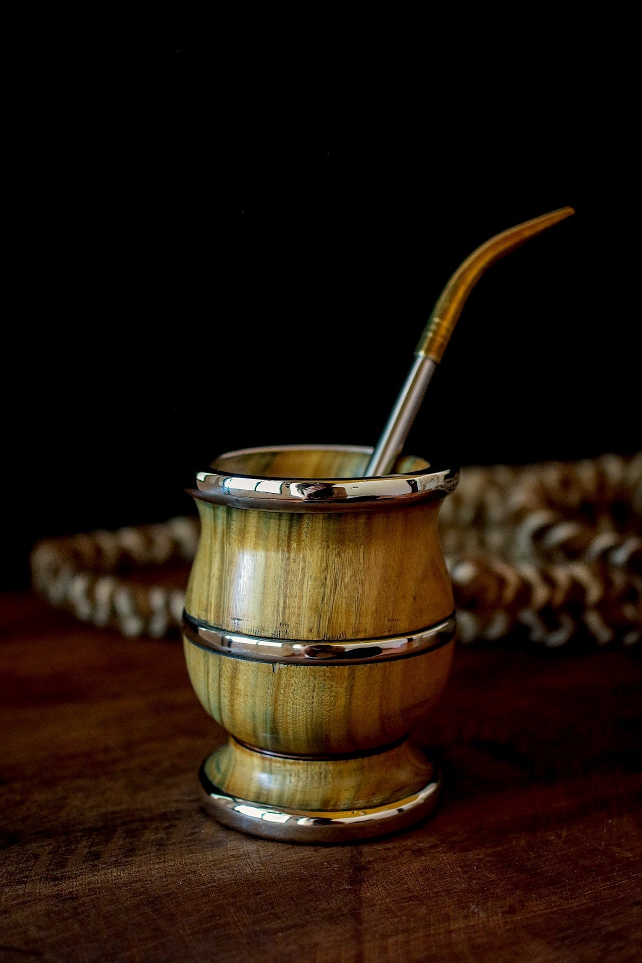 Mate de Palo Santo y Alpaca con Bombilla