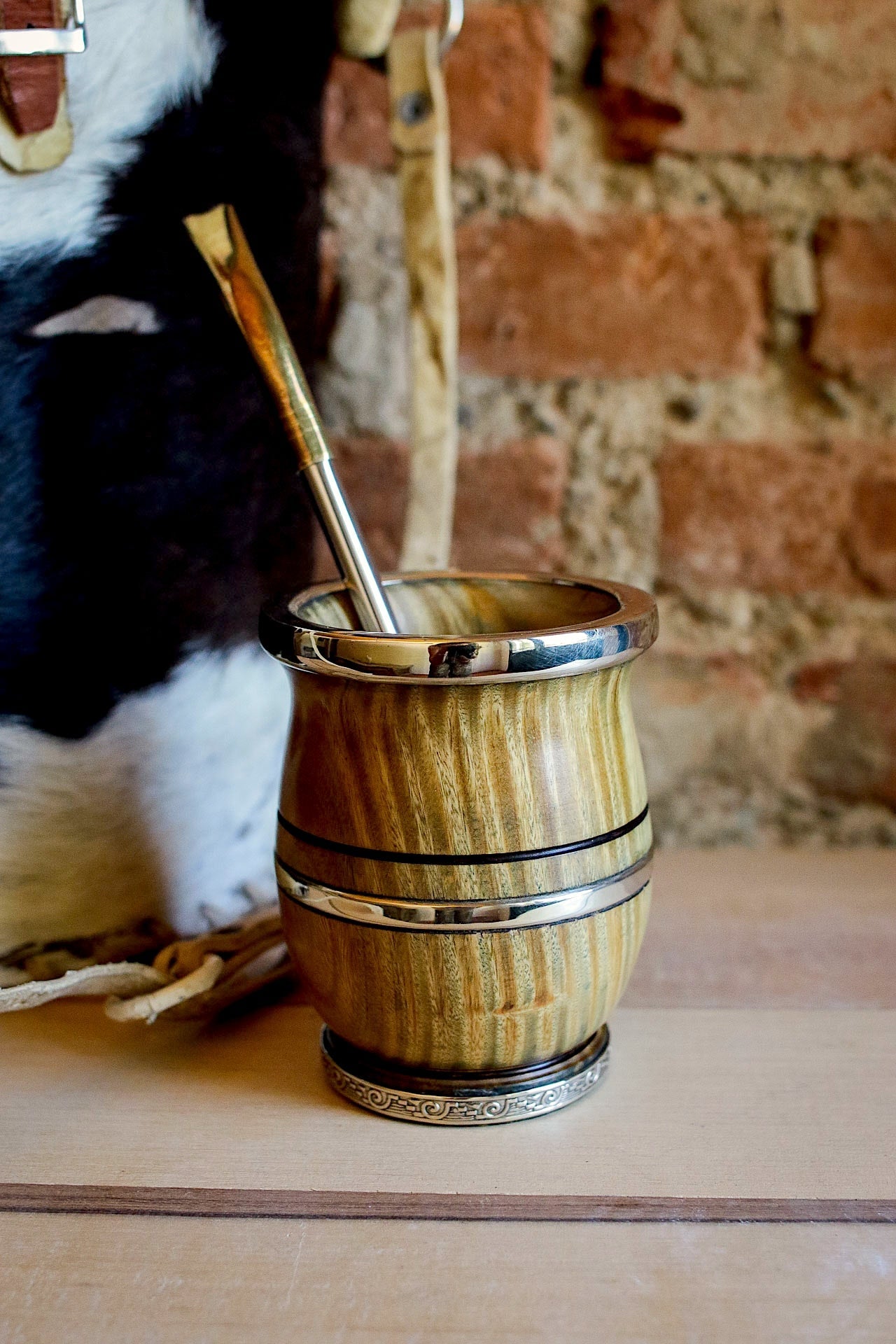 Mate de Palo Santo y Alpaca con Bombilla