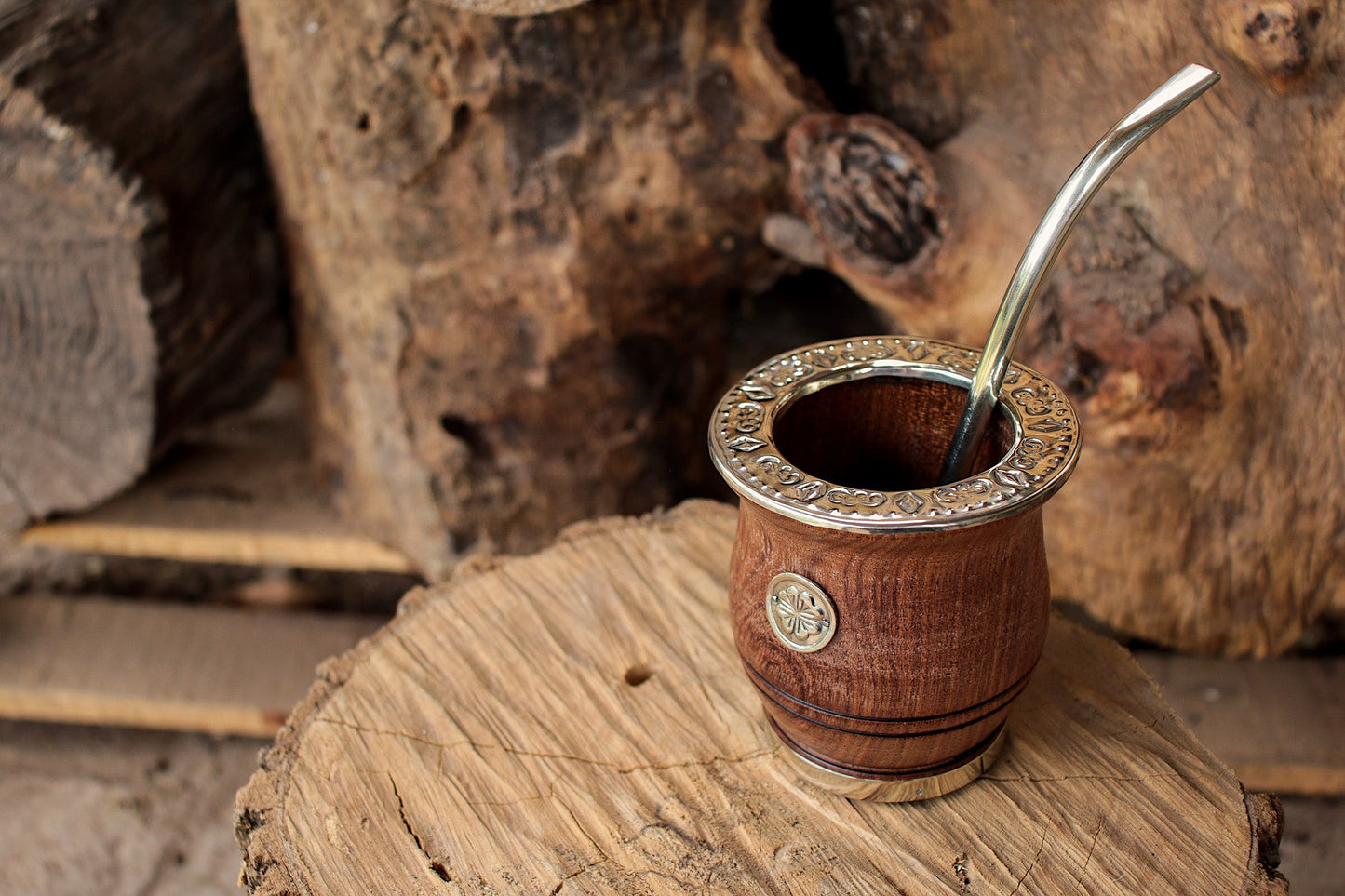 Mate de Algarrobo con Bombilla