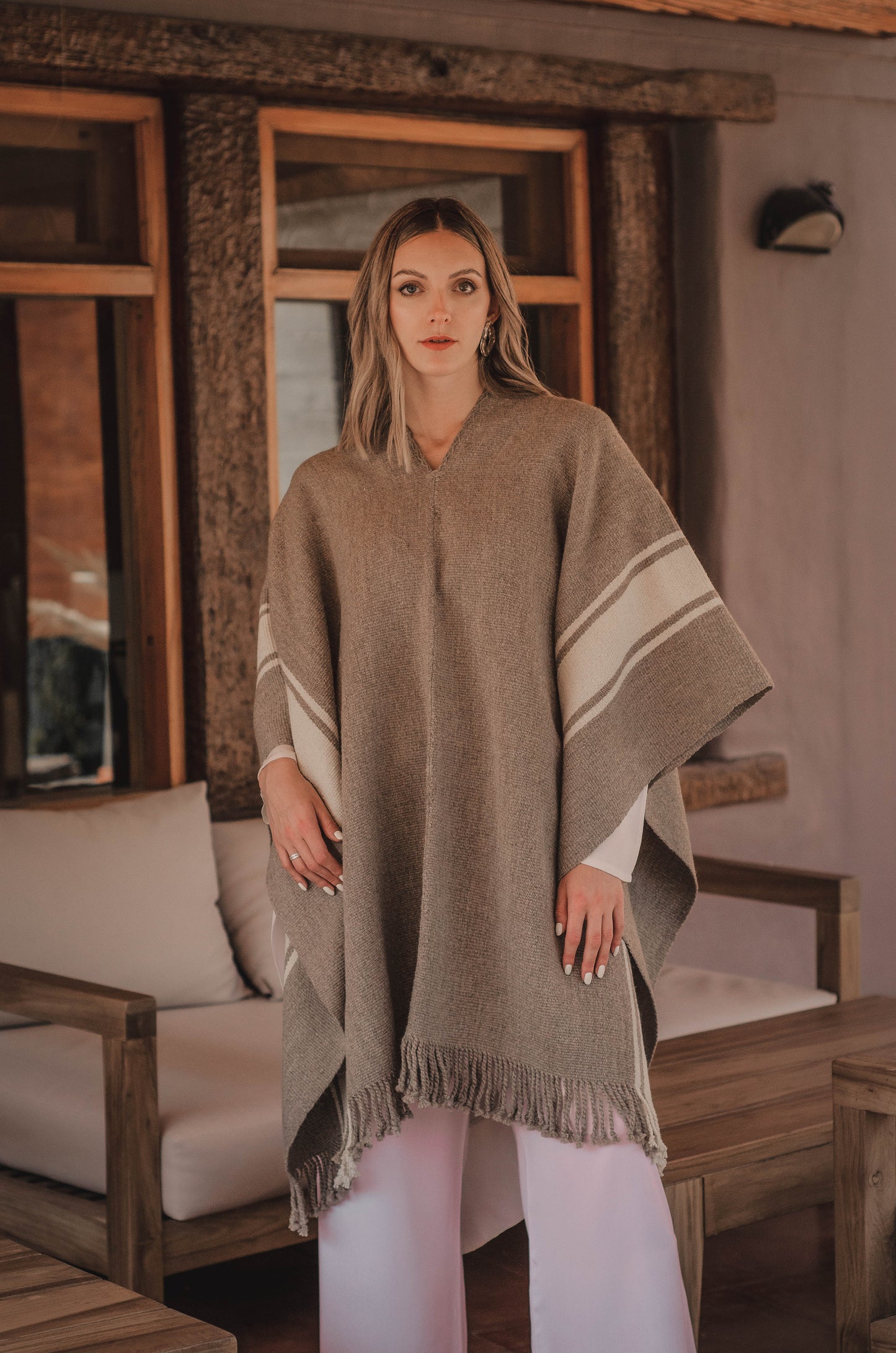 Poncho "Delfina Alcorta" Telar Criollo