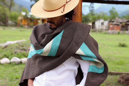 Poncho "Alvear" Telar Criollo