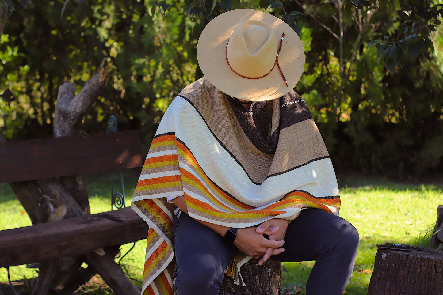 Poncho "Junin" Obra en Telar Criollo