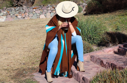 Poncho "Ayacucho" Telar Criollo