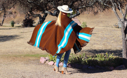 Poncho "Ayacucho" Telar Criollo