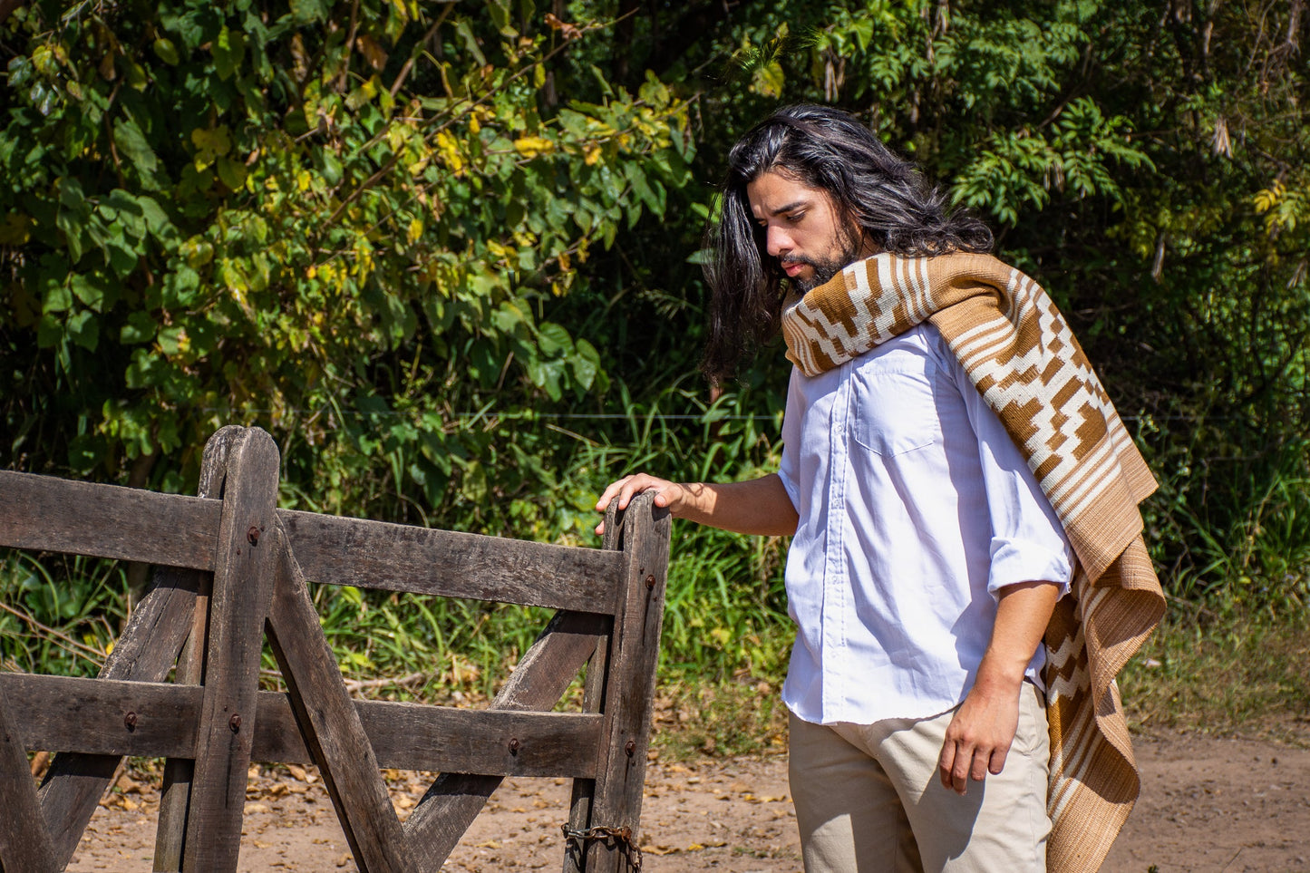 Poncho "Lavalle" Obra en Telar Criollo