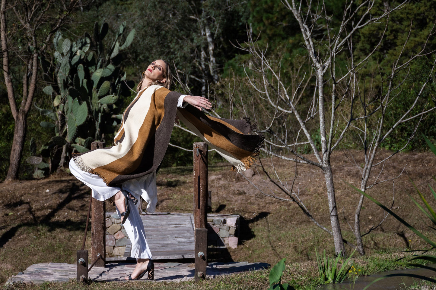 Poncho "Bernarda" Obra en Telar Criollo